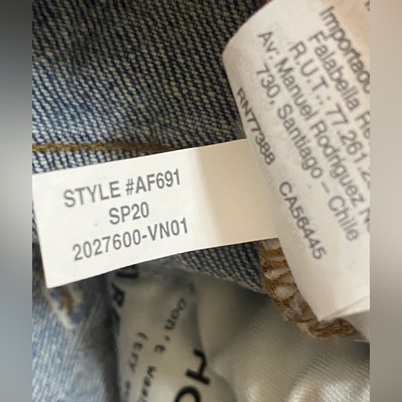 Madewell The Perfect Vintage Crop Jean in Ainsworth
Wash Size 23 - Picture 12 of 13